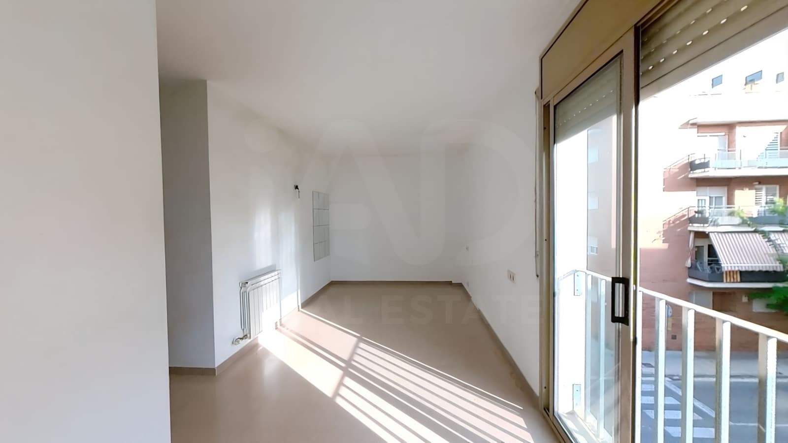 4 bedroom Apartment for sale in El Vendrell with garage - € 187,000 (Ref: 10114574)