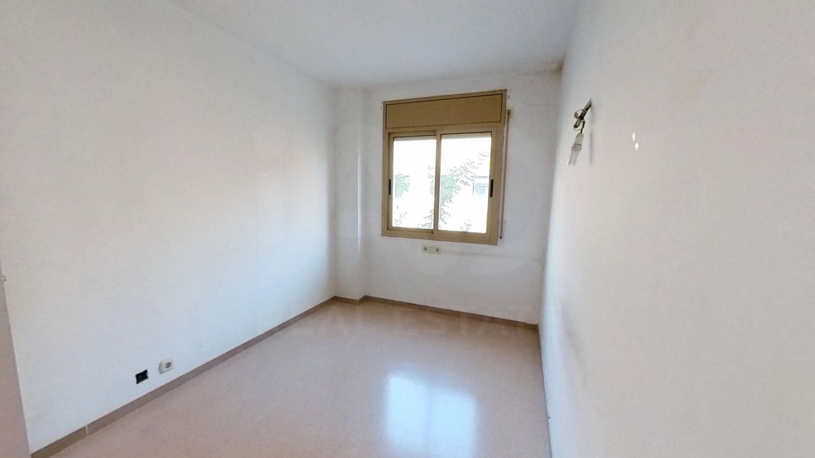 4 bedroom Apartment for sale in El Vendrell with garage - € 187,000 (Ref: 10114574)