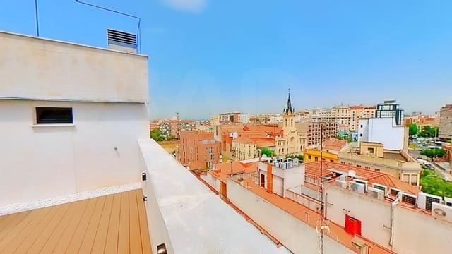 2 slaapkamer Penthouse te koop in Rios Rosas, Madrid stad - € 920.000 (Ref: 10114576)