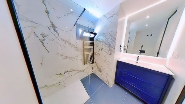 2 slaapkamer Penthouse te koop in Rios Rosas, Madrid stad - € 920.000 (Ref: 10114576)