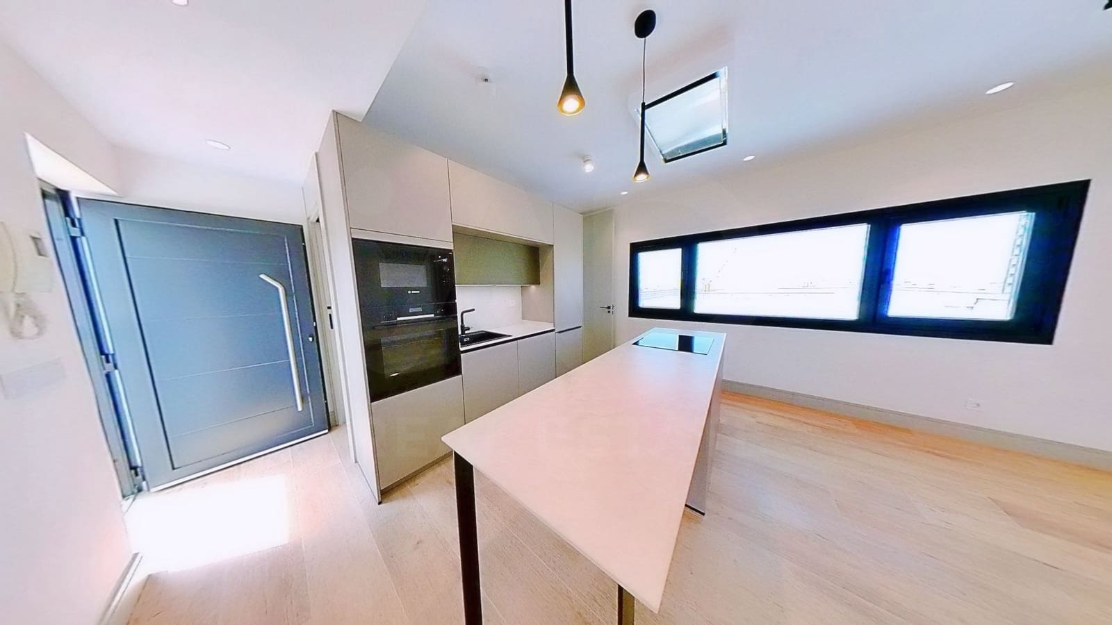 2 bedroom Penthouse for sale in Madrid city - € 920,000 (Ref: 10114576)