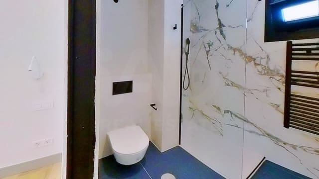 2 slaapkamer Penthouse te koop in Rios Rosas, Madrid stad - € 920.000 (Ref: 10114576)