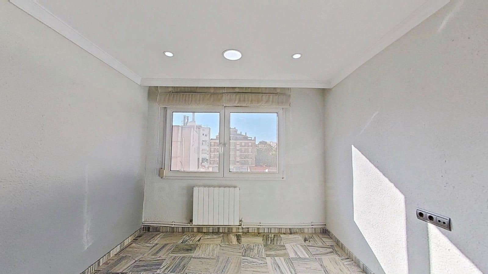 6 sovrum Lägenhet till salu i Petrel / Petrer med garage - 208 000 € (Ref: 10114579)