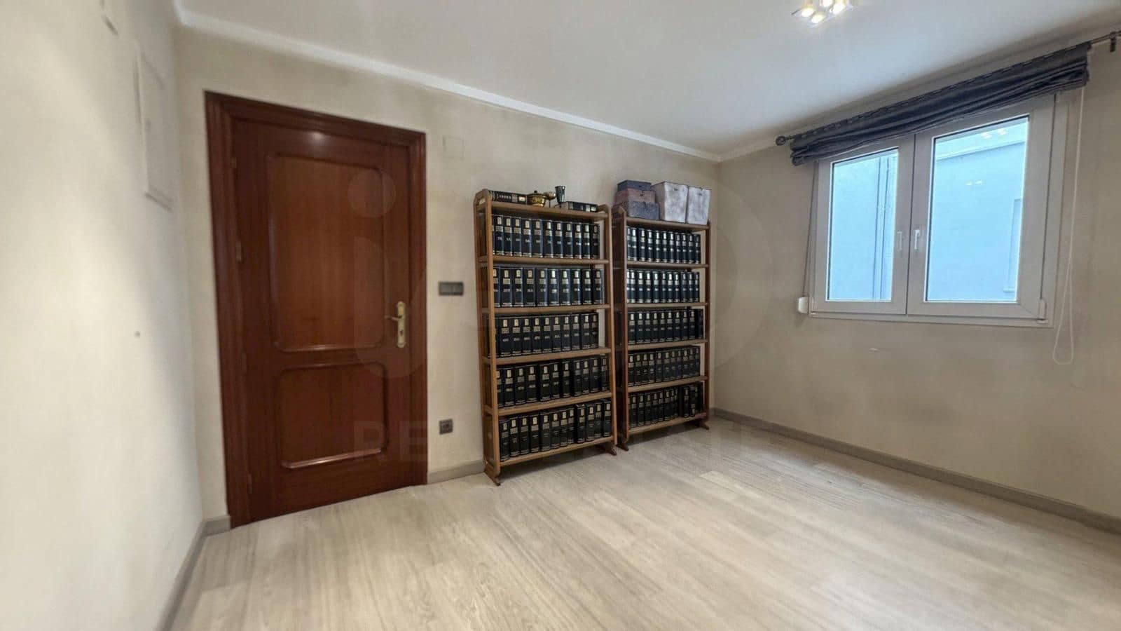 6 sovrum Lägenhet till salu i Petrel / Petrer med garage - 208 000 € (Ref: 10114579)