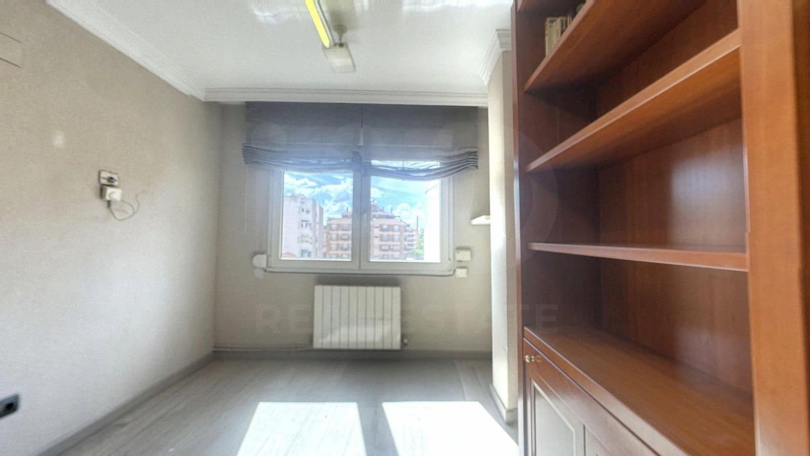 6 sovrum Lägenhet till salu i Petrel / Petrer med garage - 208 000 € (Ref: 10114579)
