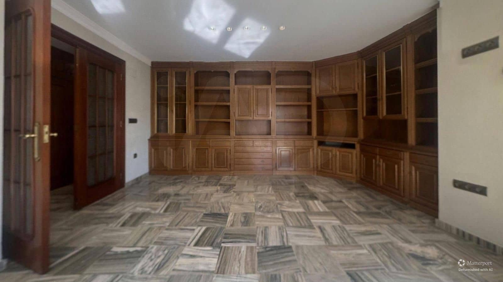 6 sovrum Lägenhet till salu i Petrel / Petrer med garage - 208 000 € (Ref: 10114579)