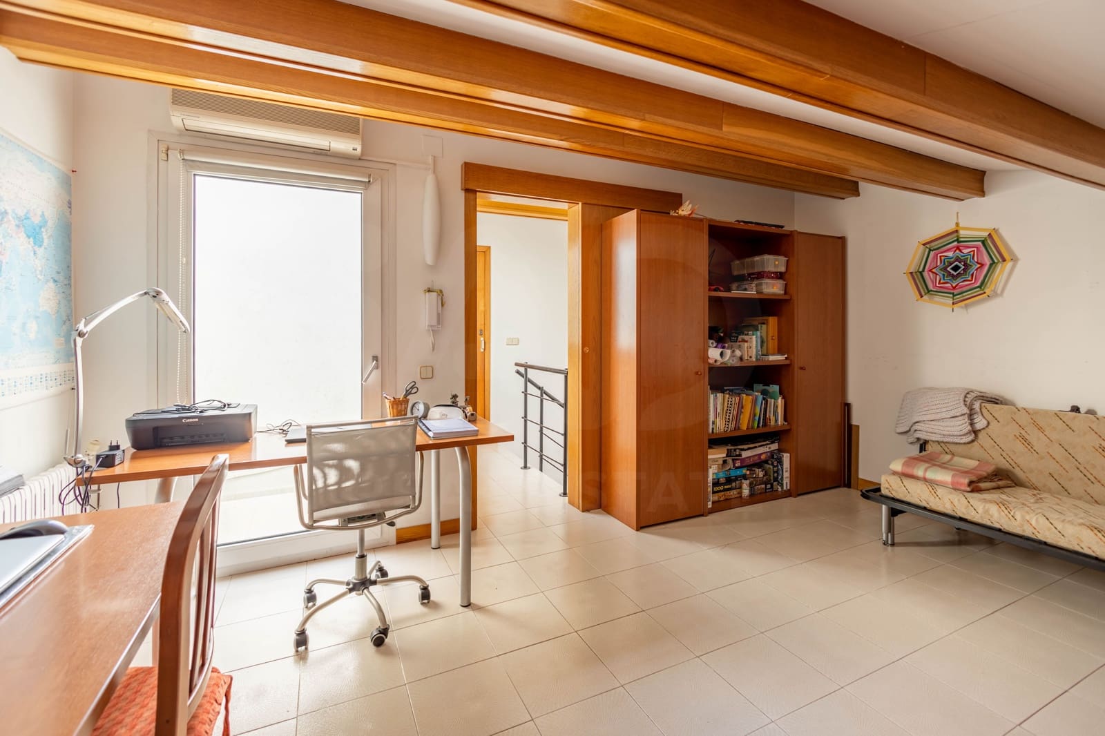 4 bedroom Townhouse for sale in Vilanova i la Geltru with garage - € 549,000 (Ref: 10114582)