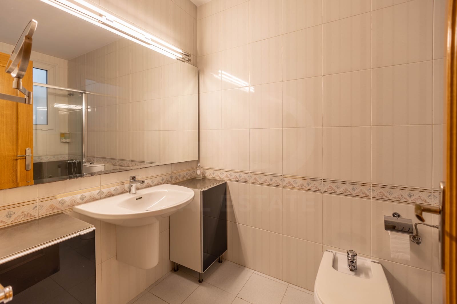 4 bedroom Townhouse for sale in Vilanova i la Geltru with garage - € 549,000 (Ref: 10114582)