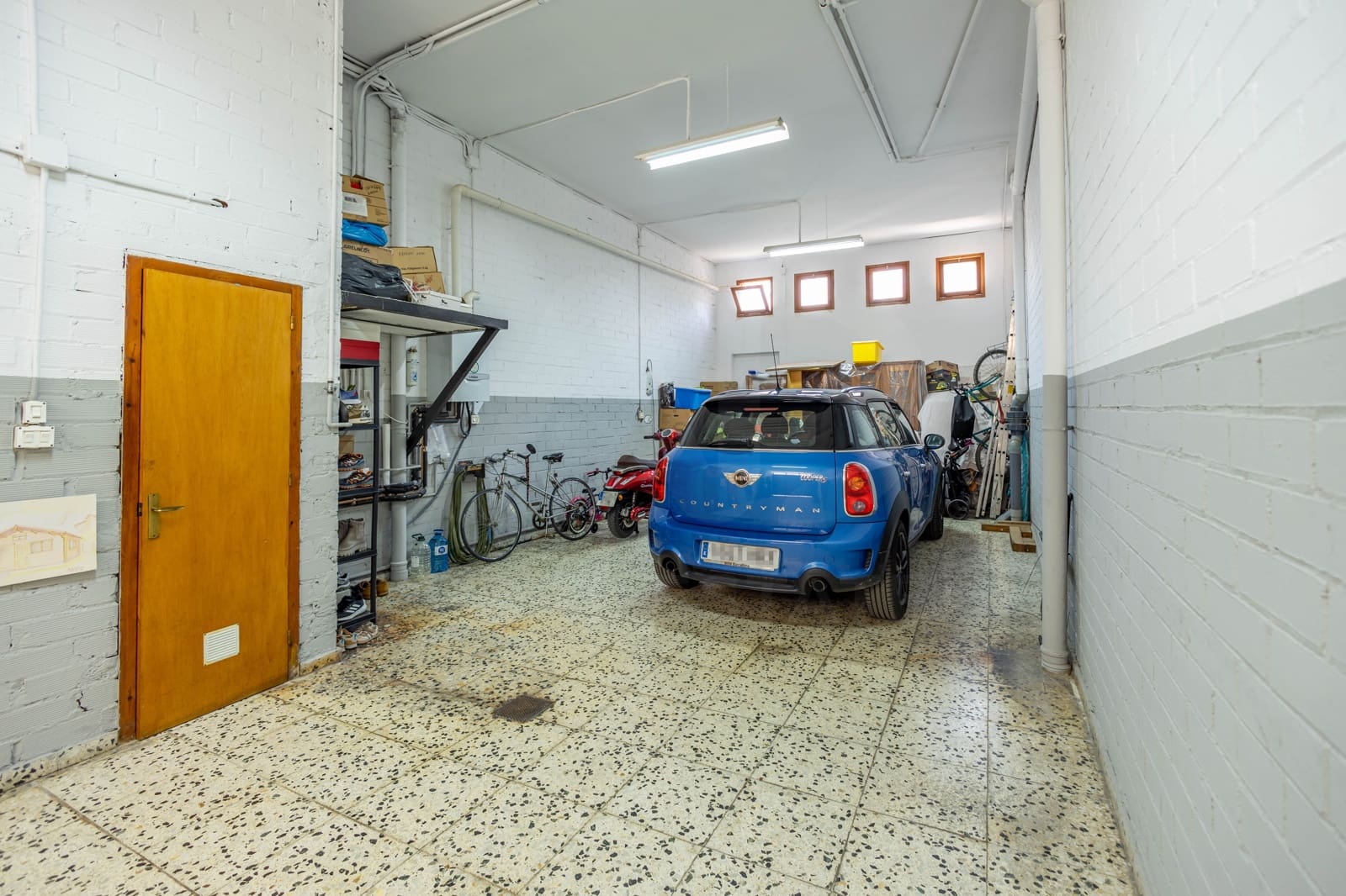 4 bedroom Townhouse for sale in Vilanova i la Geltru with garage - € 549,000 (Ref: 10114582)