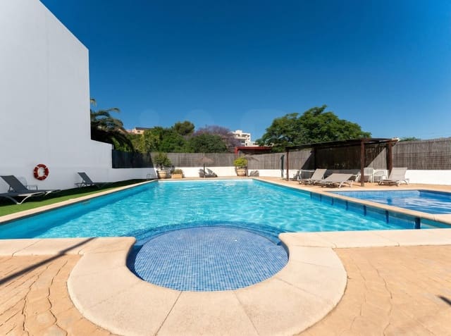 4 makuuhuone Omakotitalo myytävänä paikassa Son Ferriol, Palma de Mallorca mukana 
autotalli - 1 325 000 € (Ref: 10114584)