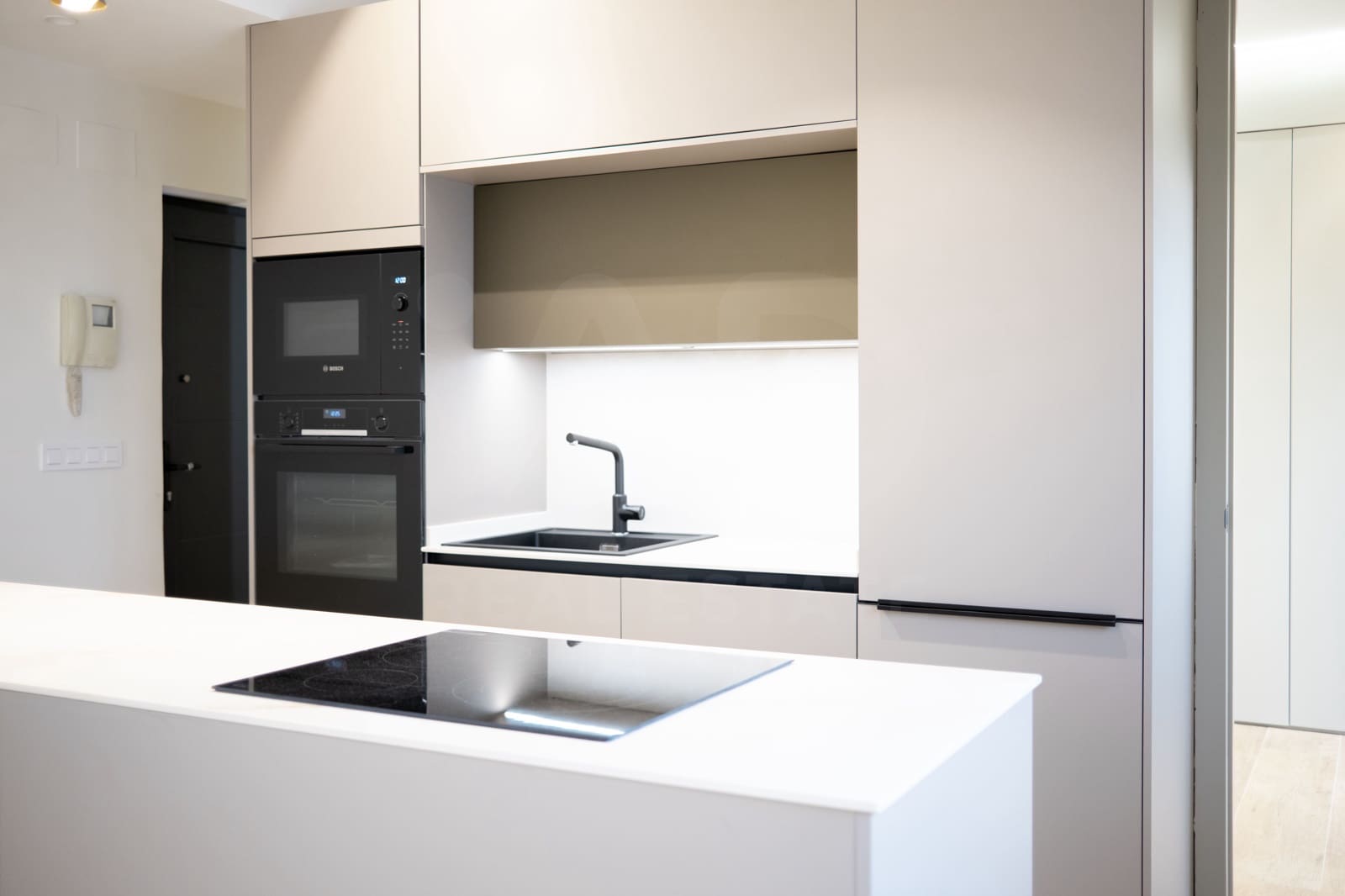 2 bedroom Penthouse for sale in Madrid city - € 920,000 (Ref: 10114586)
