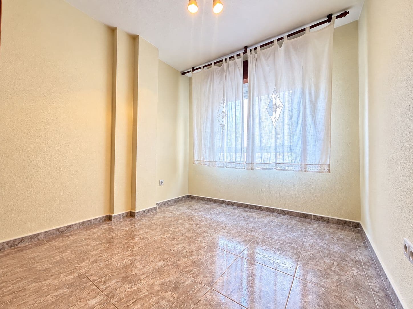4 Zimmer Apartment zu verkaufen in Abaran mit Garage - 109.000 € (Ref: 10114590)