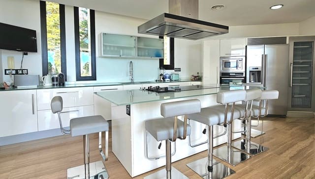 6 sovrum Hus till salu i Can Furnet, Santa Eulalia / Santa Eularia med pool garage - 4 000 000 € (Ref: 10114596)