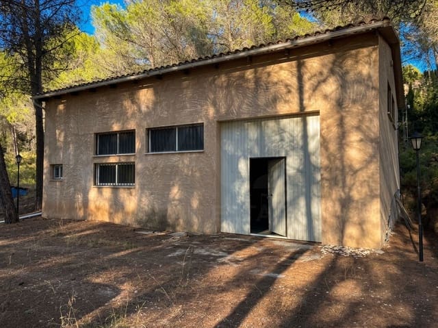 Rakentamaton maa myytävänä paikassa Alcoy / Alcoi - 150 000 € (Ref: 10114597)