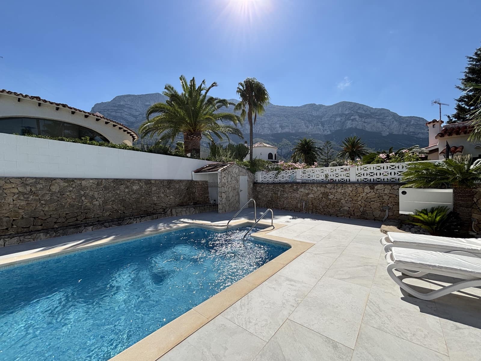 2 quarto Casa em Banda para venda em Denia com piscina garagem - 679 000 € (Ref: 10114599)