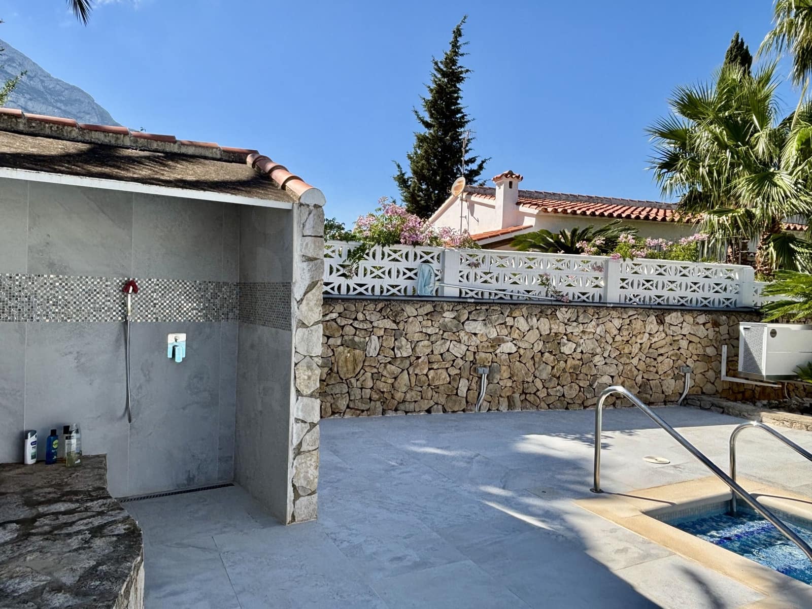 2 quarto Casa em Banda para venda em Denia com piscina garagem - 679 000 € (Ref: 10114599)