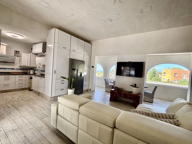 2 quarto Casa em Banda para venda em El Montgó, Dénia com piscina garagem - 679 000 € (Ref: 10114599)