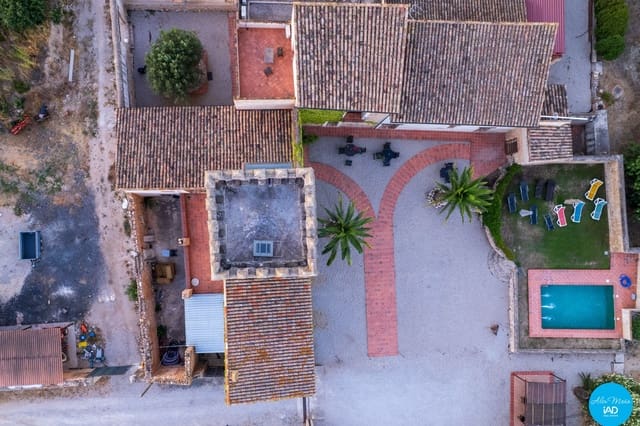 8 slaapkamer Hotel te koop in Tortosa met zwembad - € 2.200.000 (Ref: 10114603)
