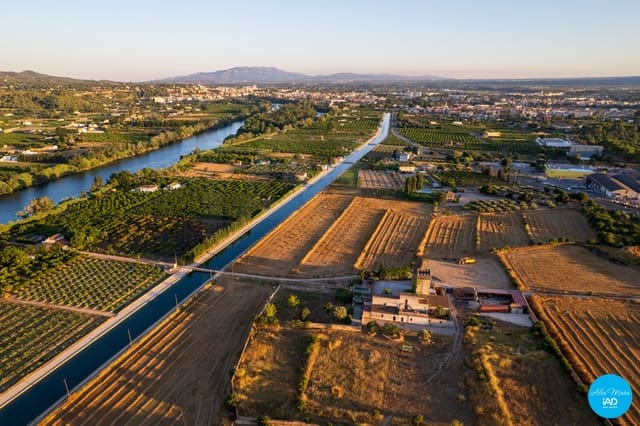 8 slaapkamer Hotel te koop in Tortosa met zwembad - € 2.200.000 (Ref: 10114603)