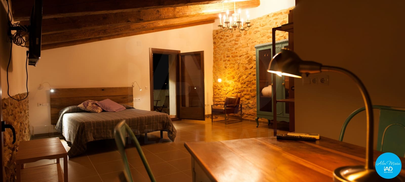 8 slaapkamer Hotel te koop in Tortosa met zwembad - € 2.200.000 (Ref: 10114603)