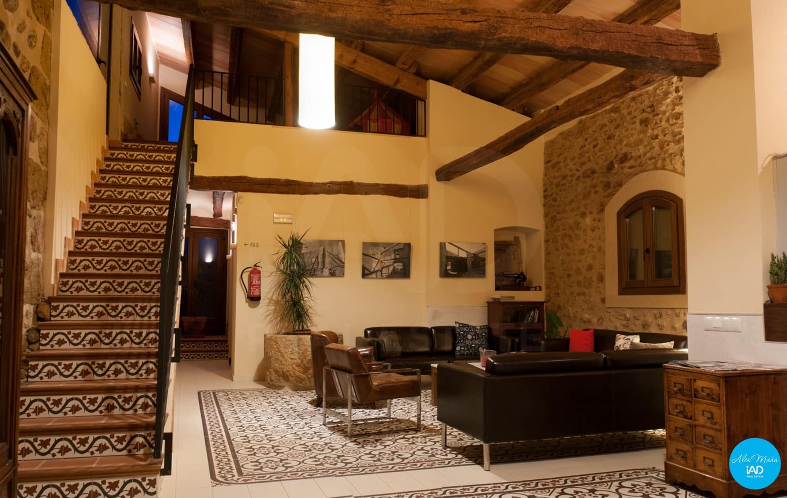 8 slaapkamer Hotel te koop in Tortosa met zwembad - € 2.200.000 (Ref: 10114603)