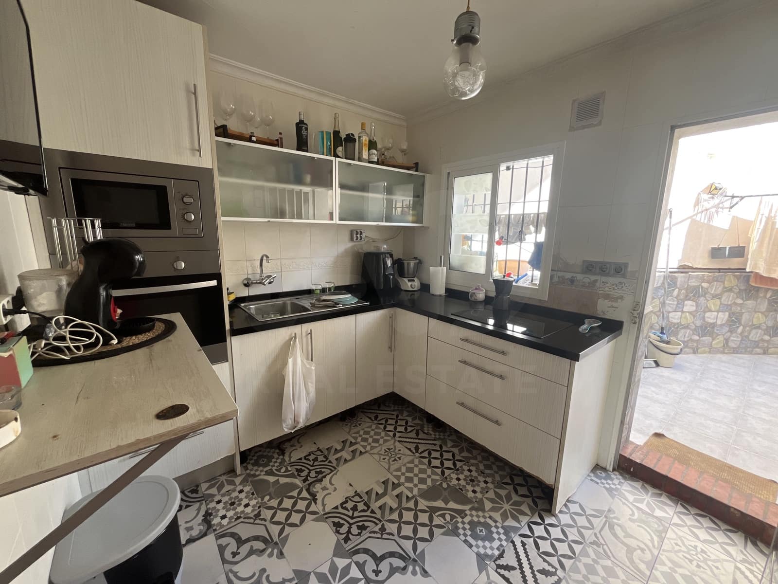 4 slaapkamer Rijtjeshuis te koop in Malaga stad - € 364.000 (Ref: 10115691)
