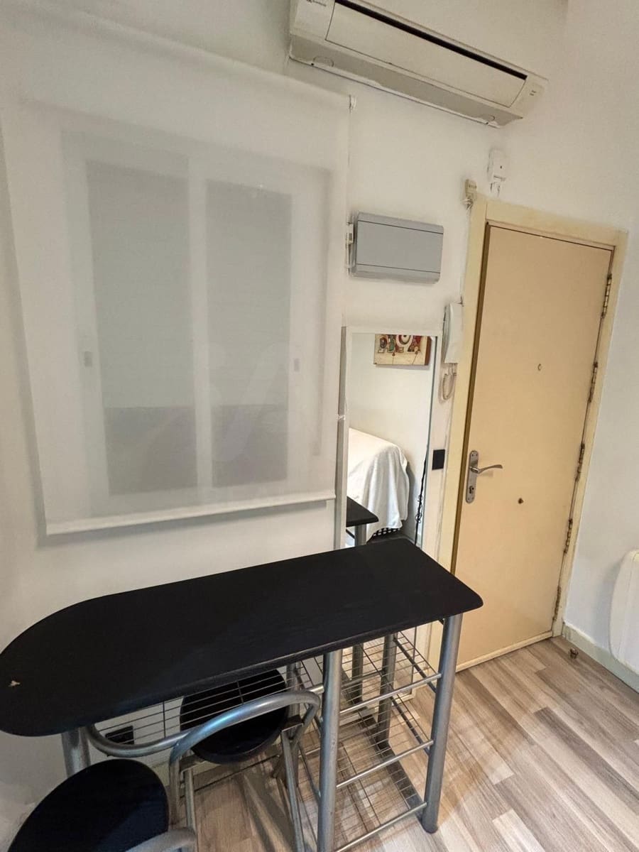 Appartement de 1 chambre à louer à Madrid ville - 1 050 € (Ref: 10115692)