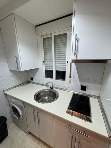 Appartement de 1 chambre à louer à Rios Rosas, Madrid ville - 970 € (Ref: 10115692)