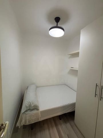 Appartement de 1 chambre à louer à Rios Rosas, Madrid ville - 970 € (Ref: 10115692)