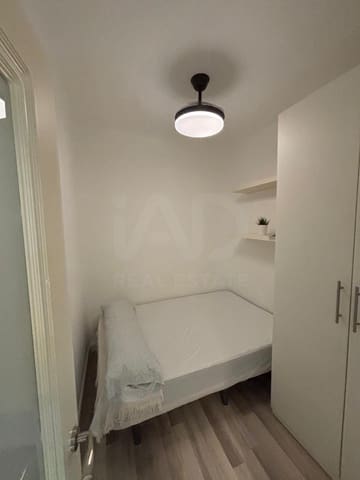 Appartement de 1 chambre à louer à Rios Rosas, Madrid ville - 970 € (Ref: 10115692)