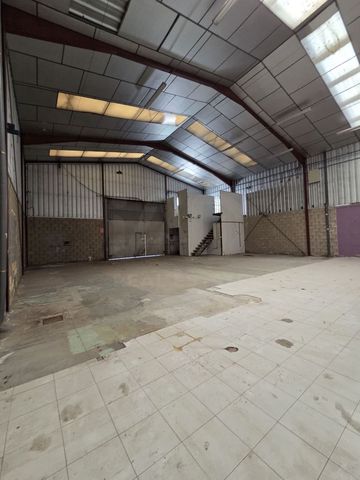 Commercial for sale in León city - € 250,000 (Ref: 10117519)