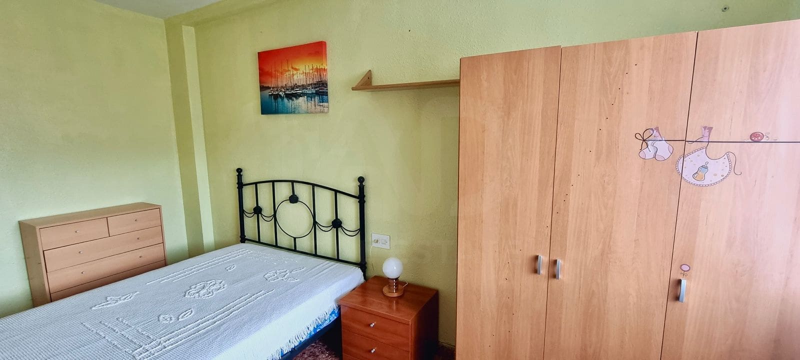 4 bedroom Apartment for sale in Biar with garage - € 115,000 (Ref: 10118126)