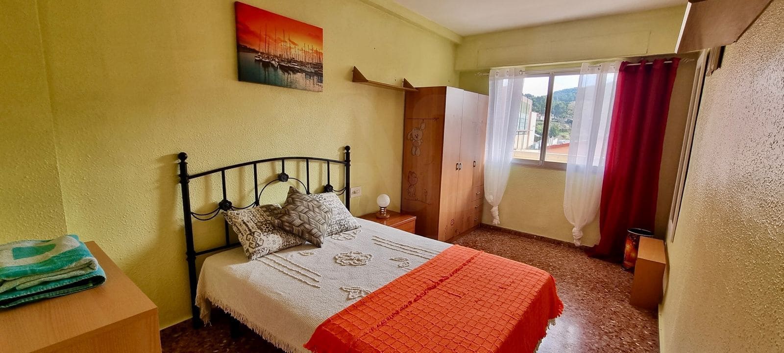 4 bedroom Apartment for sale in Biar with garage - € 115,000 (Ref: 10118126)