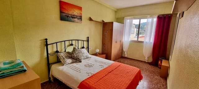 4 sypialnia Apartament na sprzedaż w Biar z garażem - 115 000 € (Ref: 10118126)