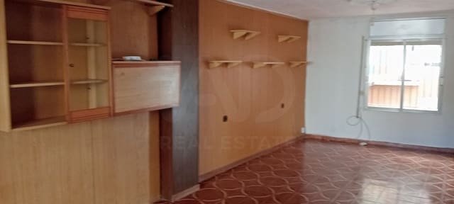 4 soveværelse Rækkehus til salg i Blanes - € 215.000 (Ref: 10118127)
