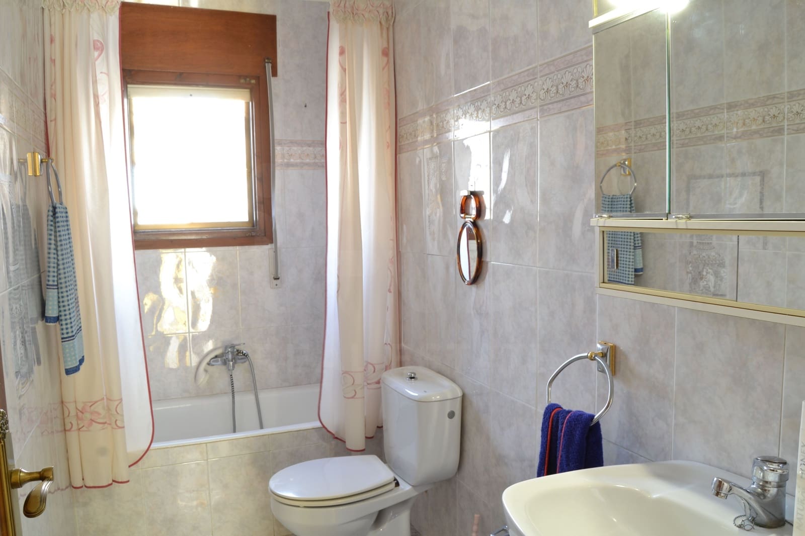 4 chambre Maison de Ville à vendre à Vinaros avec garage - 375 000 € (Ref: 10118129)