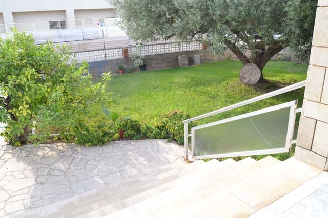 4 chambre Maison de Ville à vendre à Vinaròs avec garage - 375 000 € (Ref: 10118129)