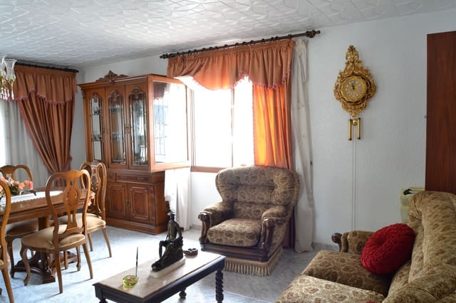 4 chambre Maison de Ville à vendre à Vinaròs avec garage - 375 000 € (Ref: 10118129)