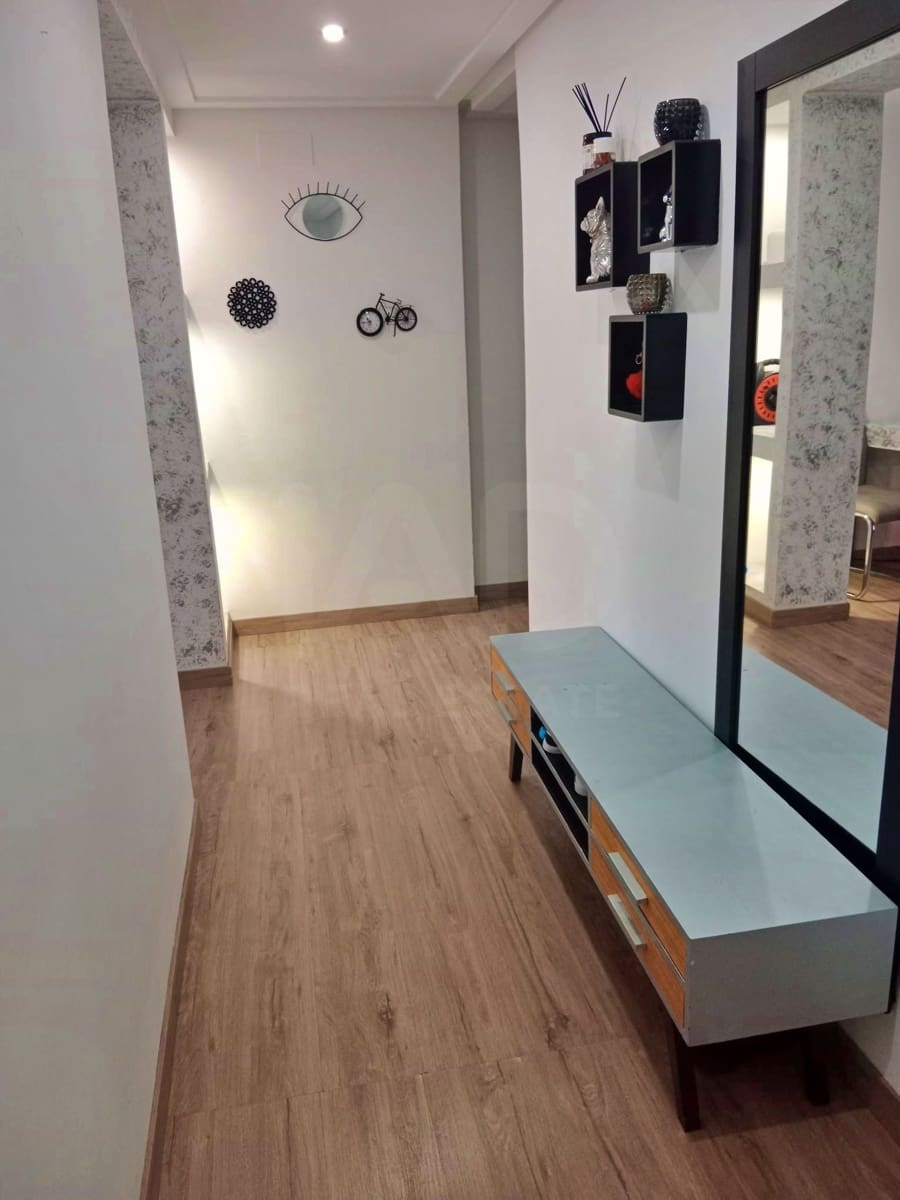 3 bedroom Apartment for sale in Elche / Elx - € 129,000 (Ref: 10118132)