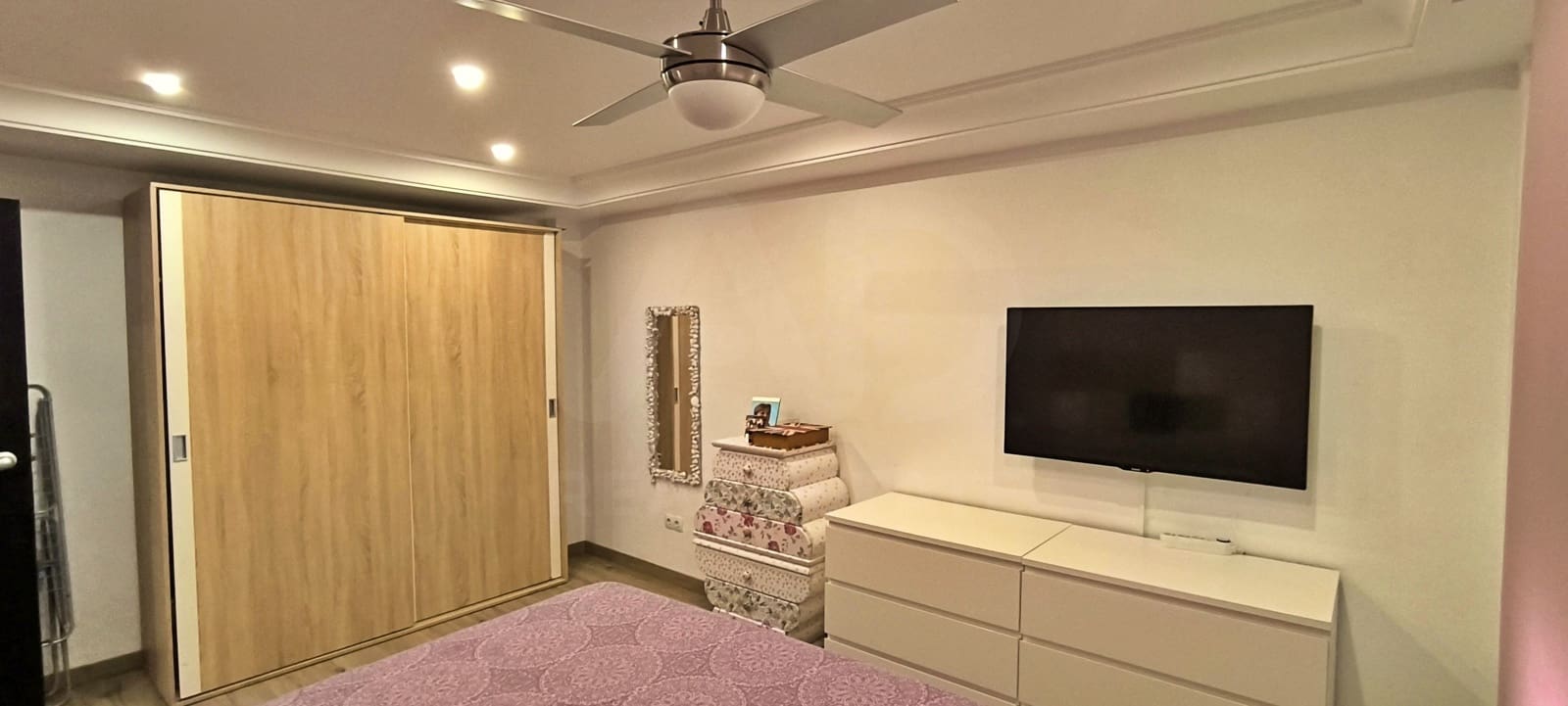 3 bedroom Apartment for sale in Elche / Elx - € 129,000 (Ref: 10118132)