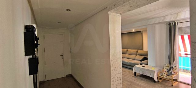 3 quarto Apartamento para venda em Carrús Est - Camí dels Magros, Elche / Elx - 129 000 € (Ref: 10118132)