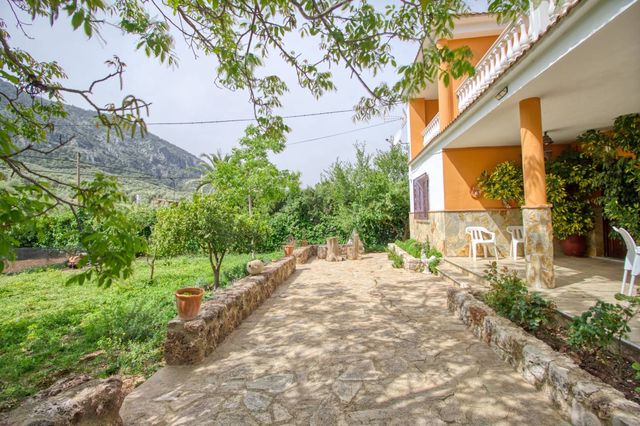 5 quarto Casa em Banda para venda em Rute com garagem - 275 000 € (Ref: 10118671)