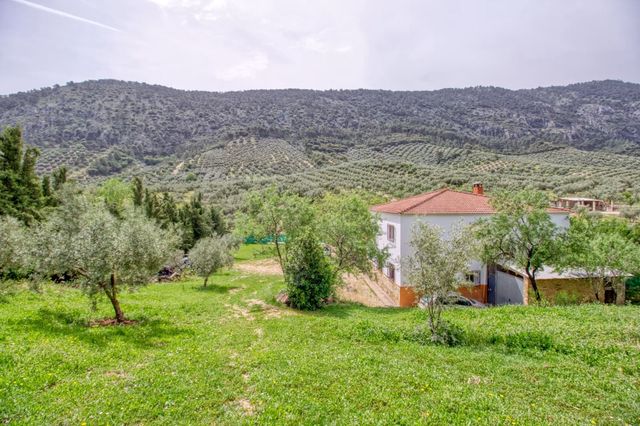 5 quarto Casa em Banda para venda em Rute com garagem - 275 000 € (Ref: 10118671)