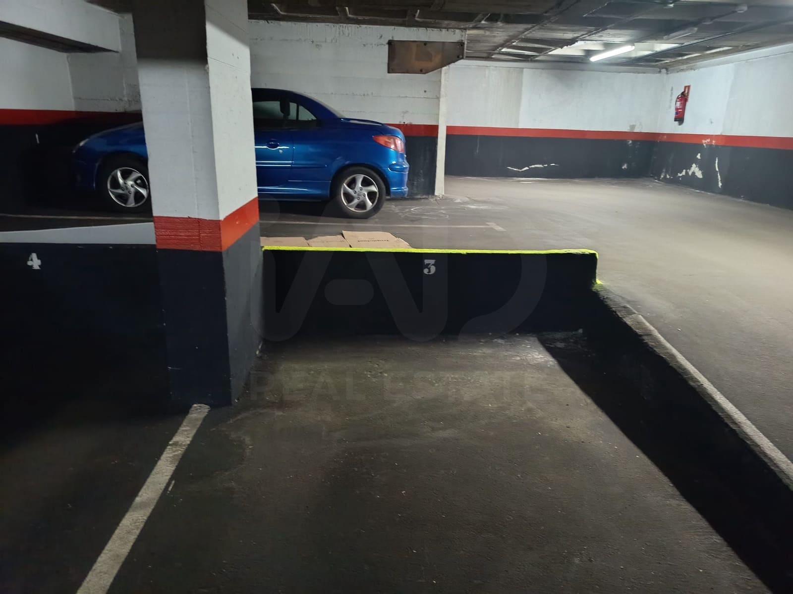 Garagem para venda em Madrid cidade - 23 500 € (Ref: 10118675)