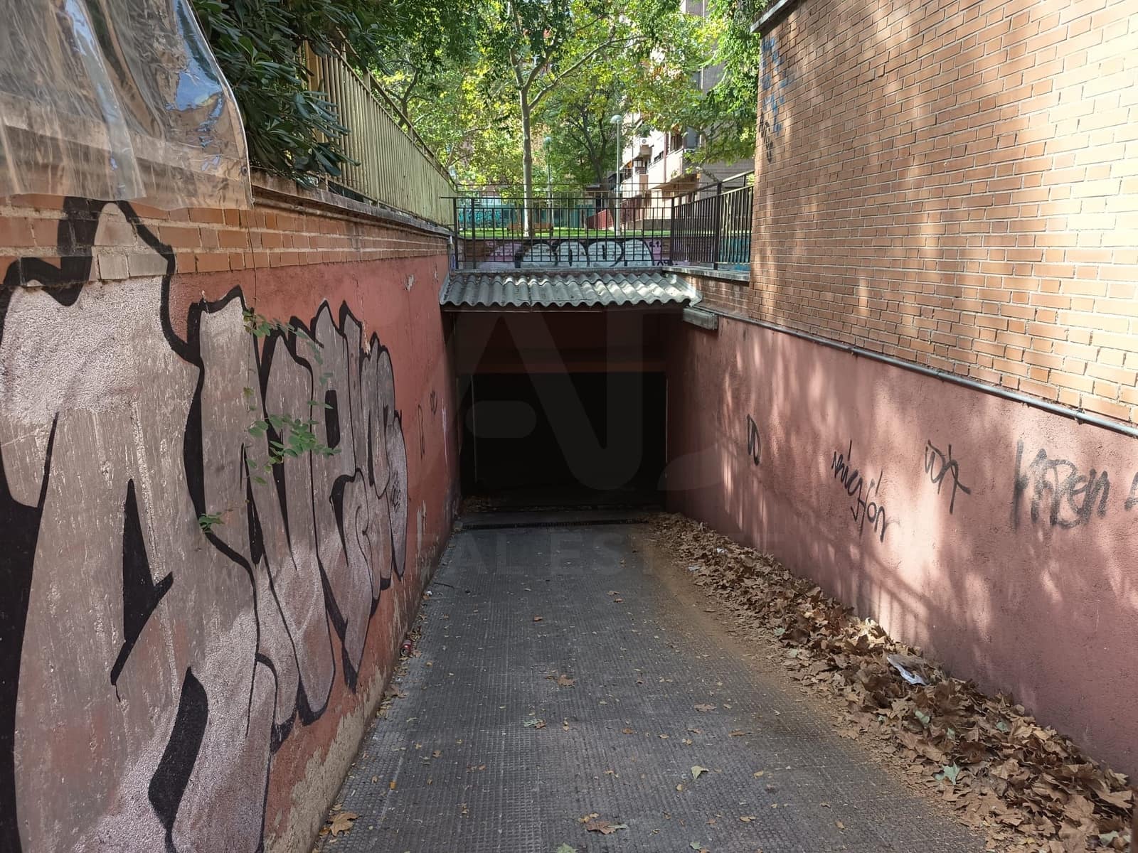 Garagem para venda em Madrid cidade - 23 500 € (Ref: 10118675)