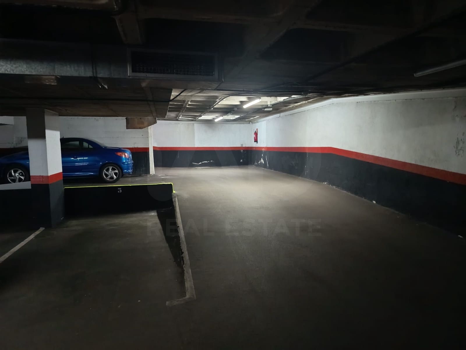 Garagem para venda em Madrid cidade - 23 500 € (Ref: 10118675)