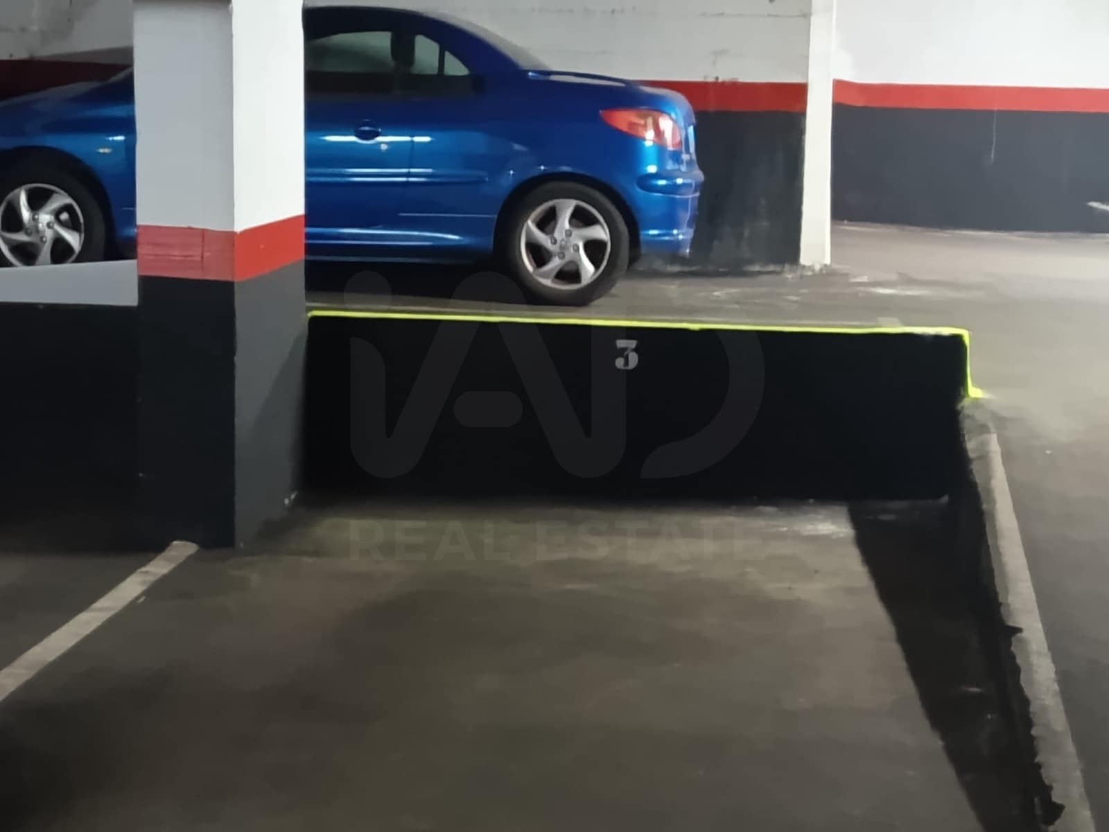 Garagem para venda em Madrid cidade - 23 500 € (Ref: 10118675)