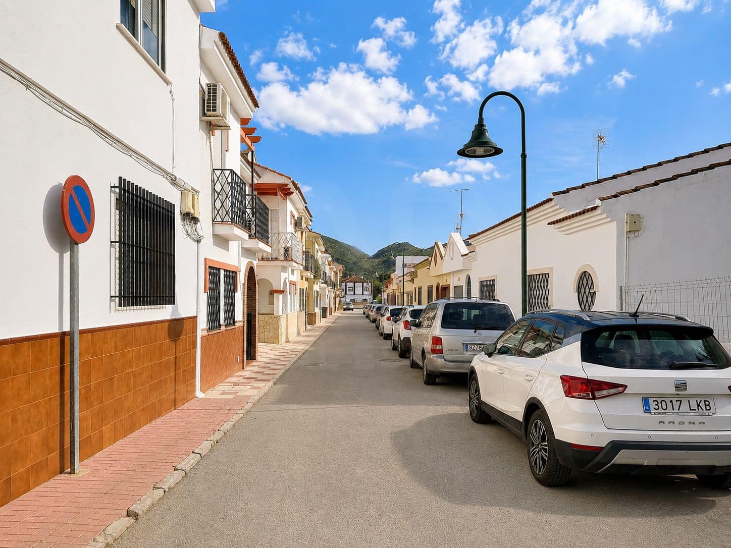 2 sypialnia Dom na sprzedaż w Cartama z garażem - 260 000 € (Ref: 10118677)