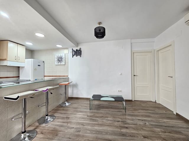 3 makuuhuone Huoneisto myytävänä paikassa San Matías - Realejo, Granada kaupunki - 280 000 € (Ref: 10118679)