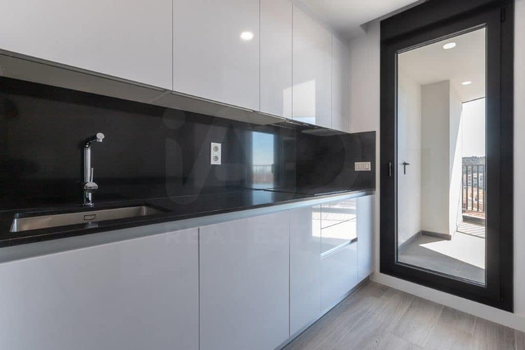 2 sovrum Lägenhet till salu i Malaga stad med pool garage - 775 000 € (Ref: 10118682)